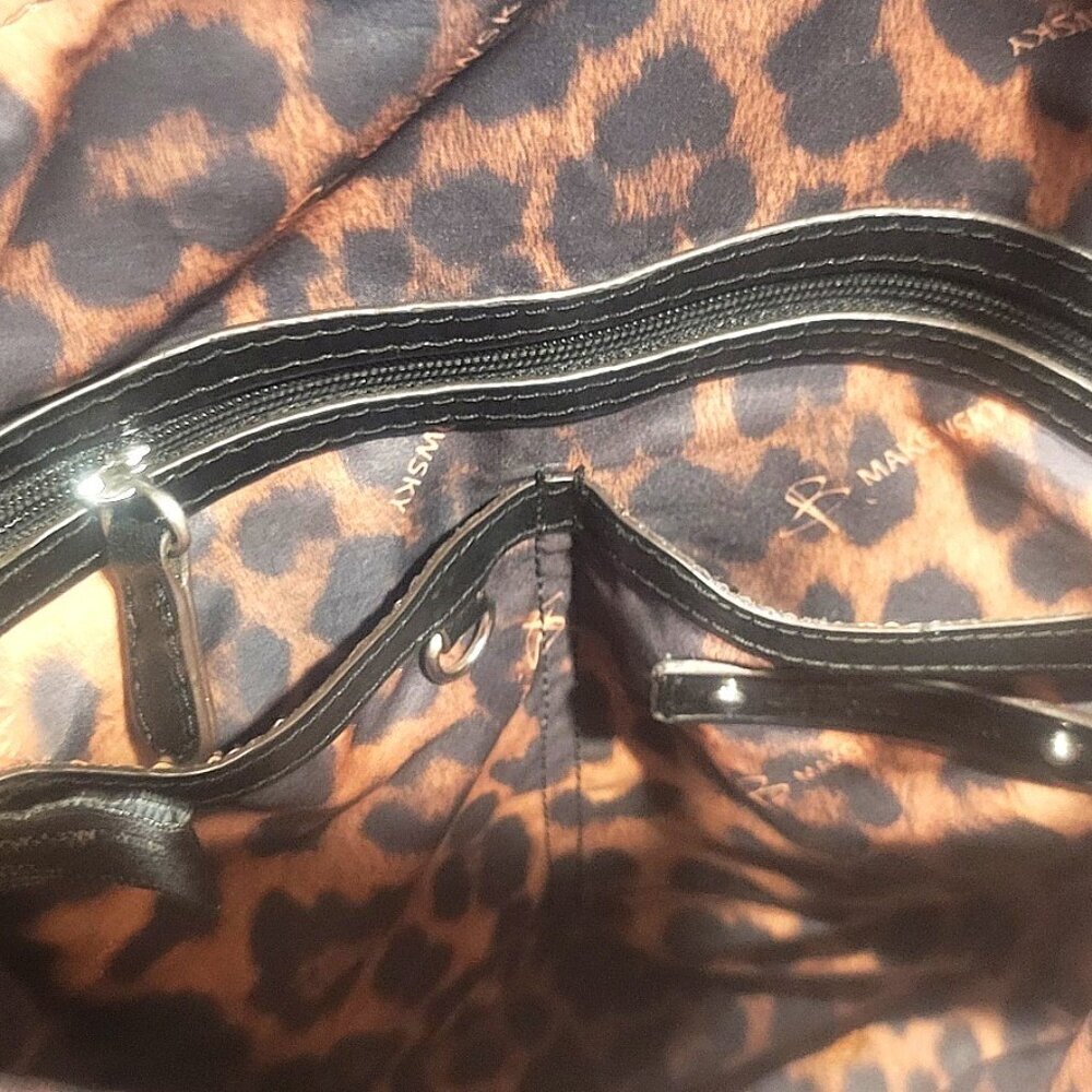 B-Makowski Black Buckled Shoulder Bag - Mixed Leather/Fabric - Picture 14 of 16